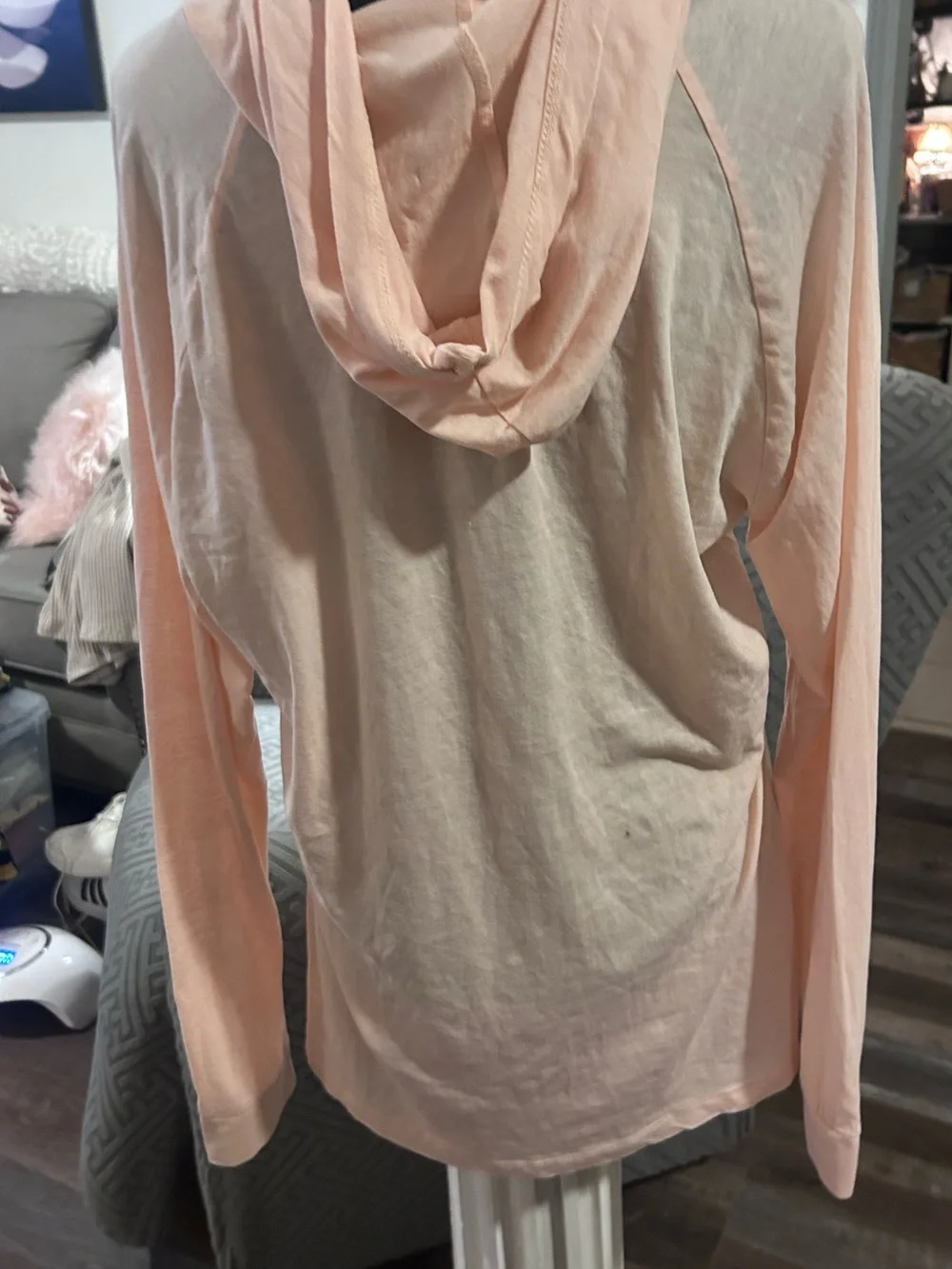 Buc-ees hoodie Top Women's Long Sleeve Shirt Hood soft pink XL 59